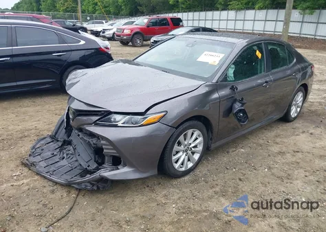 2020 Toyota Camry Le from USA, damaged, VIN 4T1C11AK5LU368053